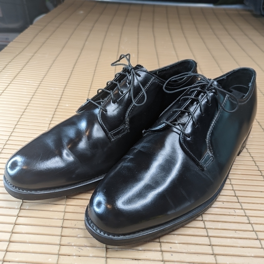 Florsheim Mens Midtown Plain Toe Oxford Black Leather Size 11EEE.   Great Condit